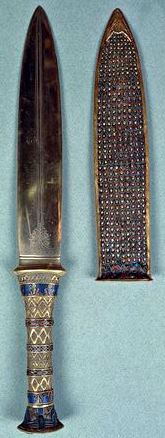 Tutankhamon-iron-dagger